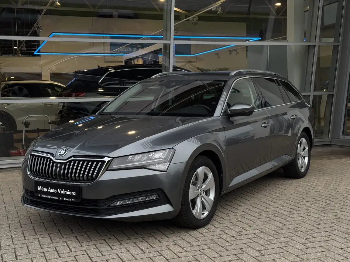 SKODA SUPERB