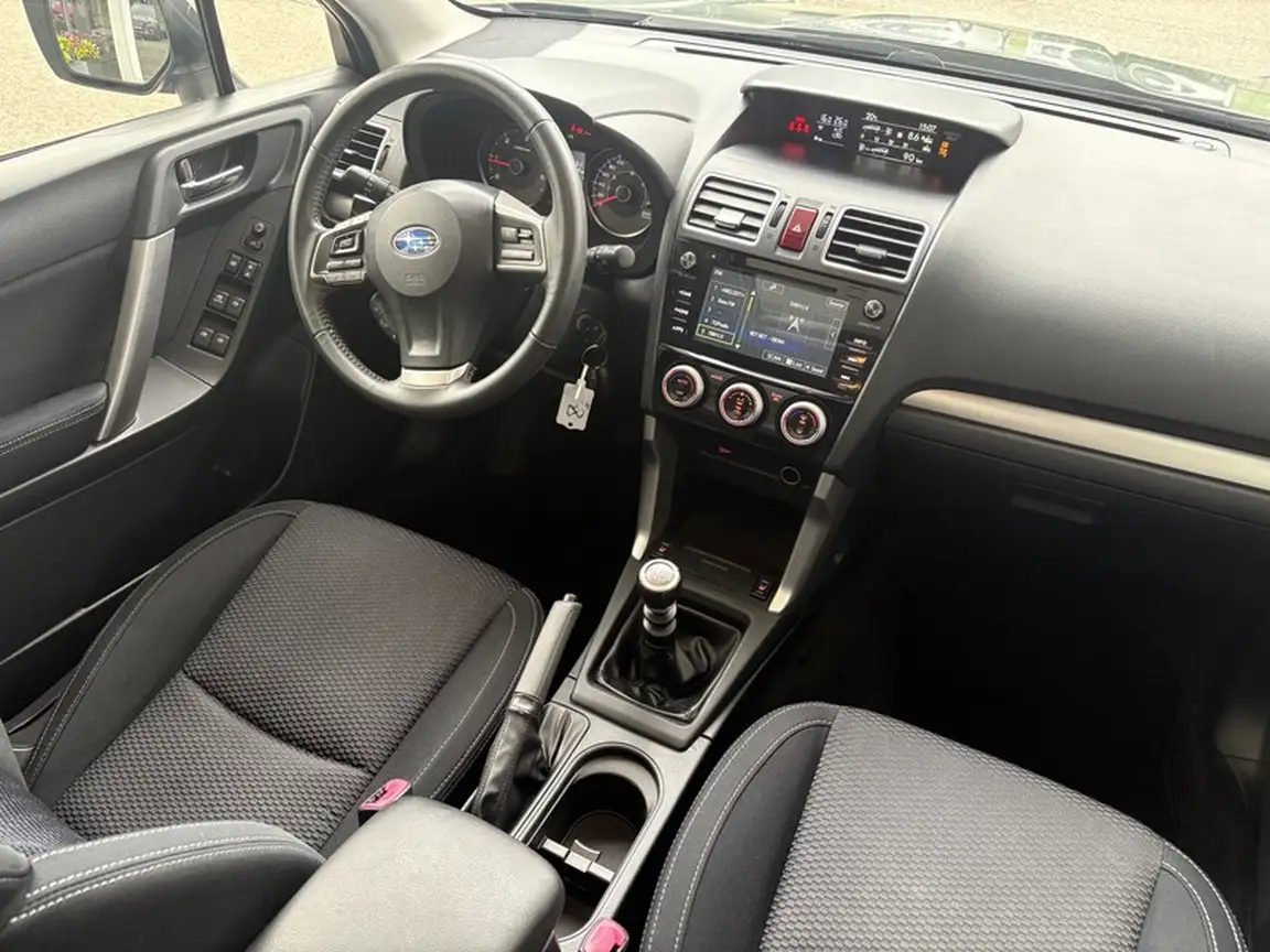SUBARU FORESTER