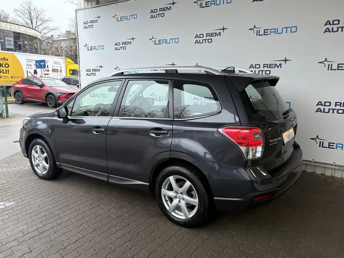 SUBARU FORESTER