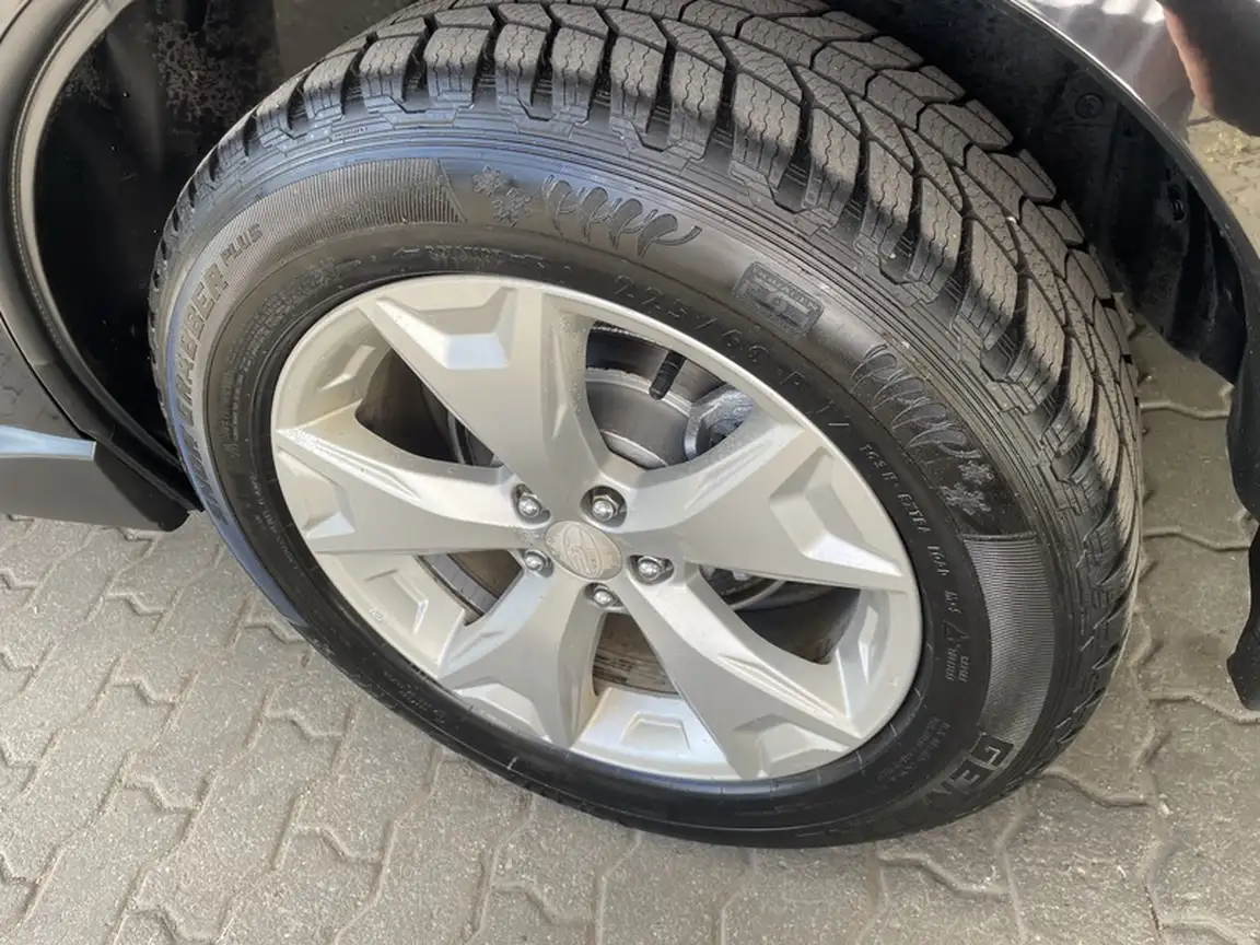 SUBARU FORESTER