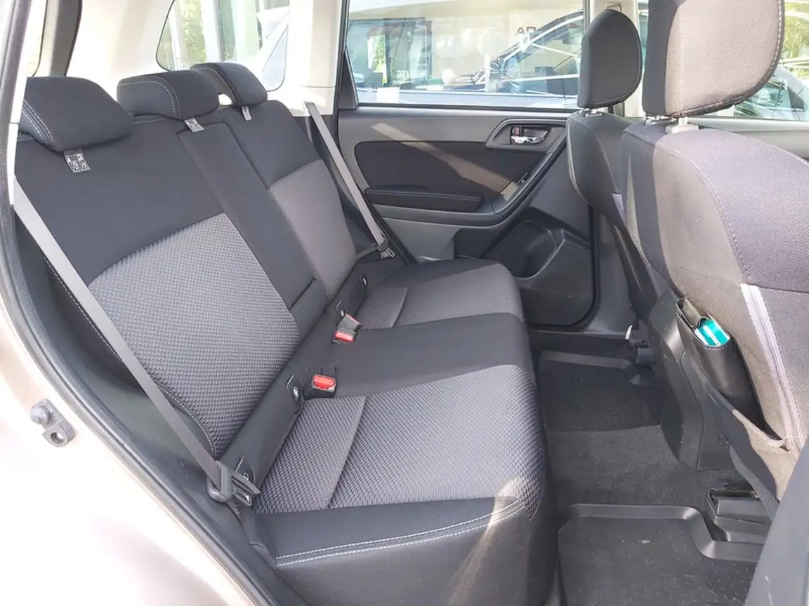SUBARU FORESTER
