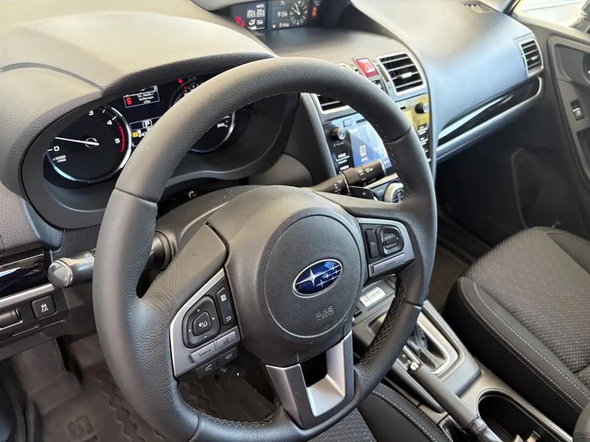 SUBARU FORESTER
