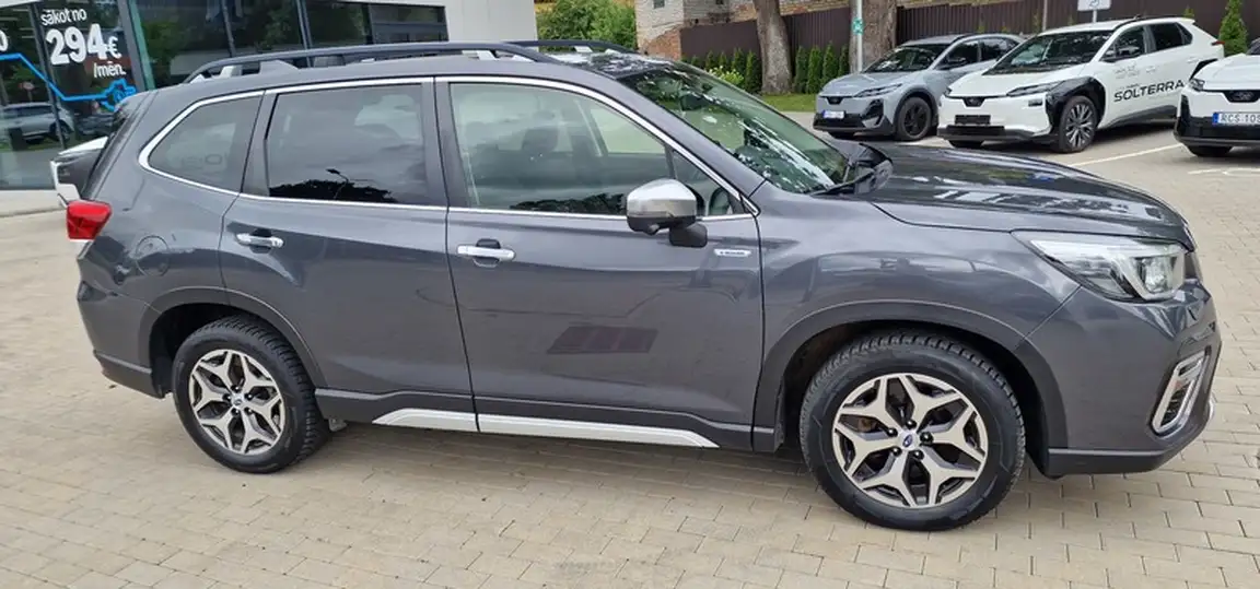 SUBARU FORESTER