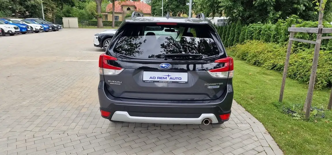 SUBARU FORESTER