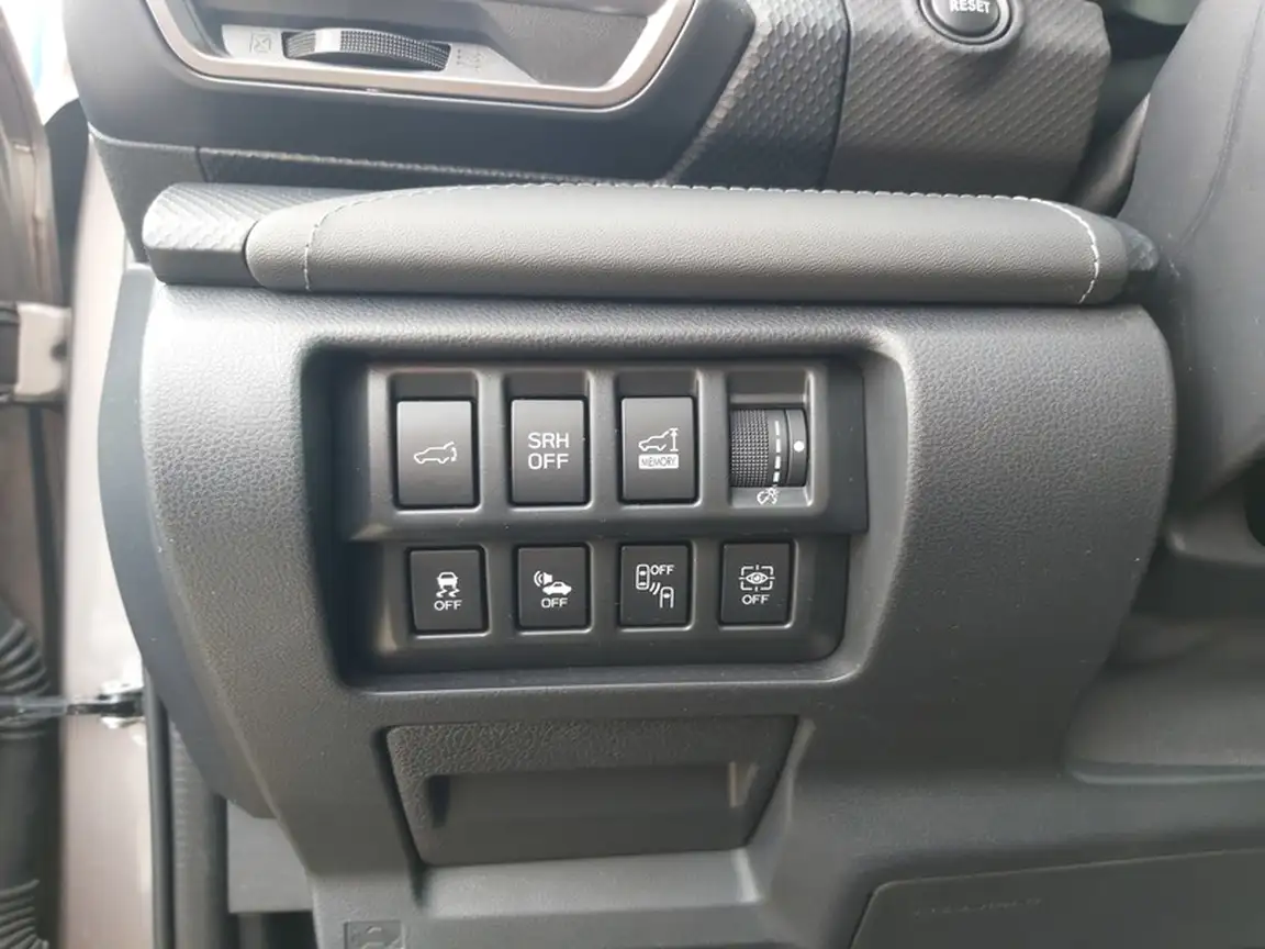 SUBARU FORESTER