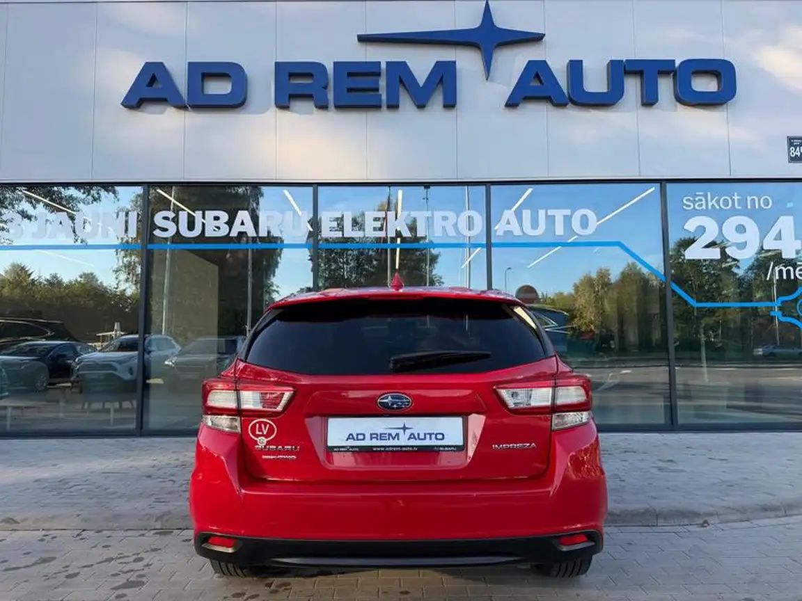 SUBARU IMPREZA