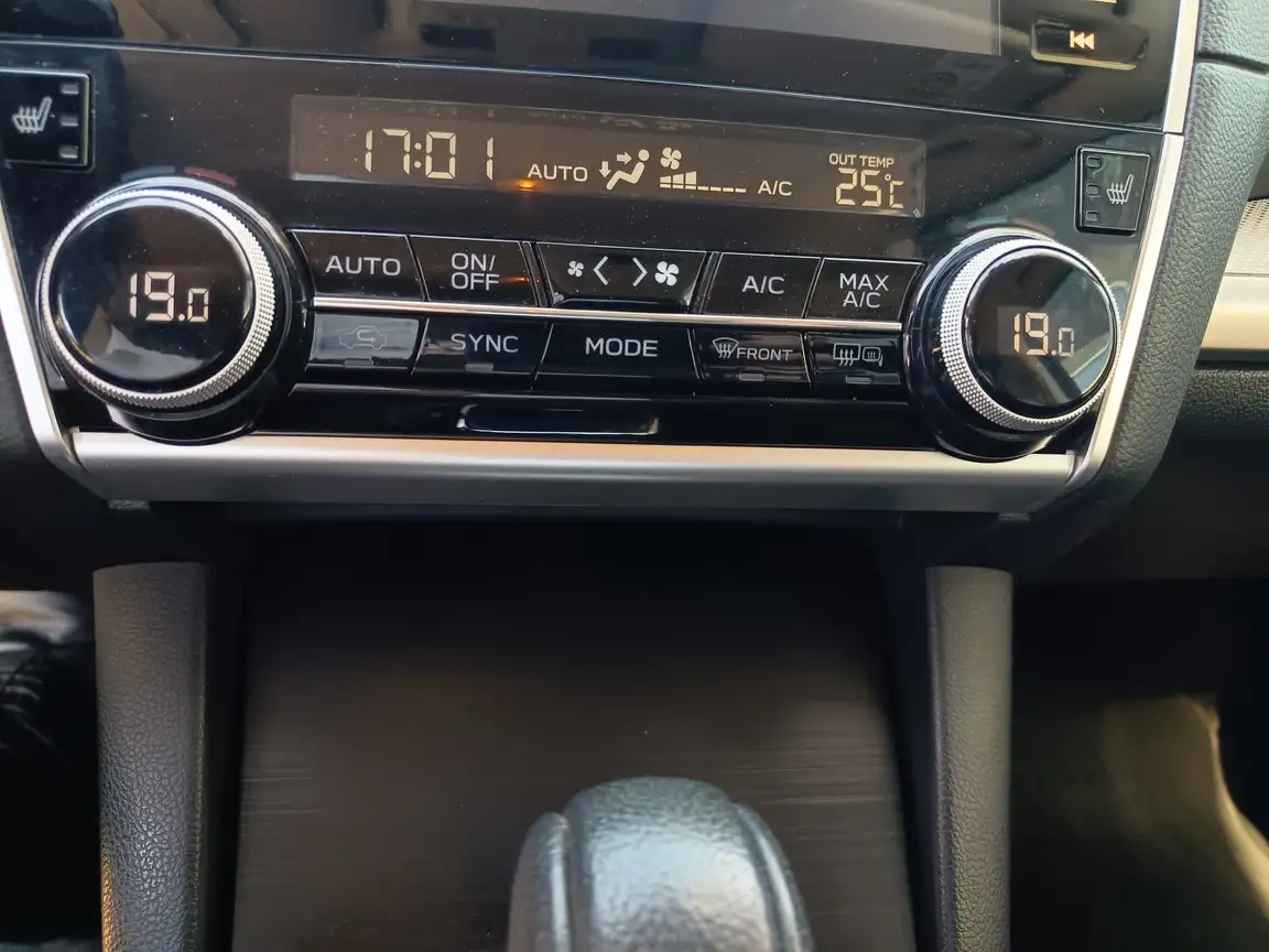 SUBARU OUTBACK