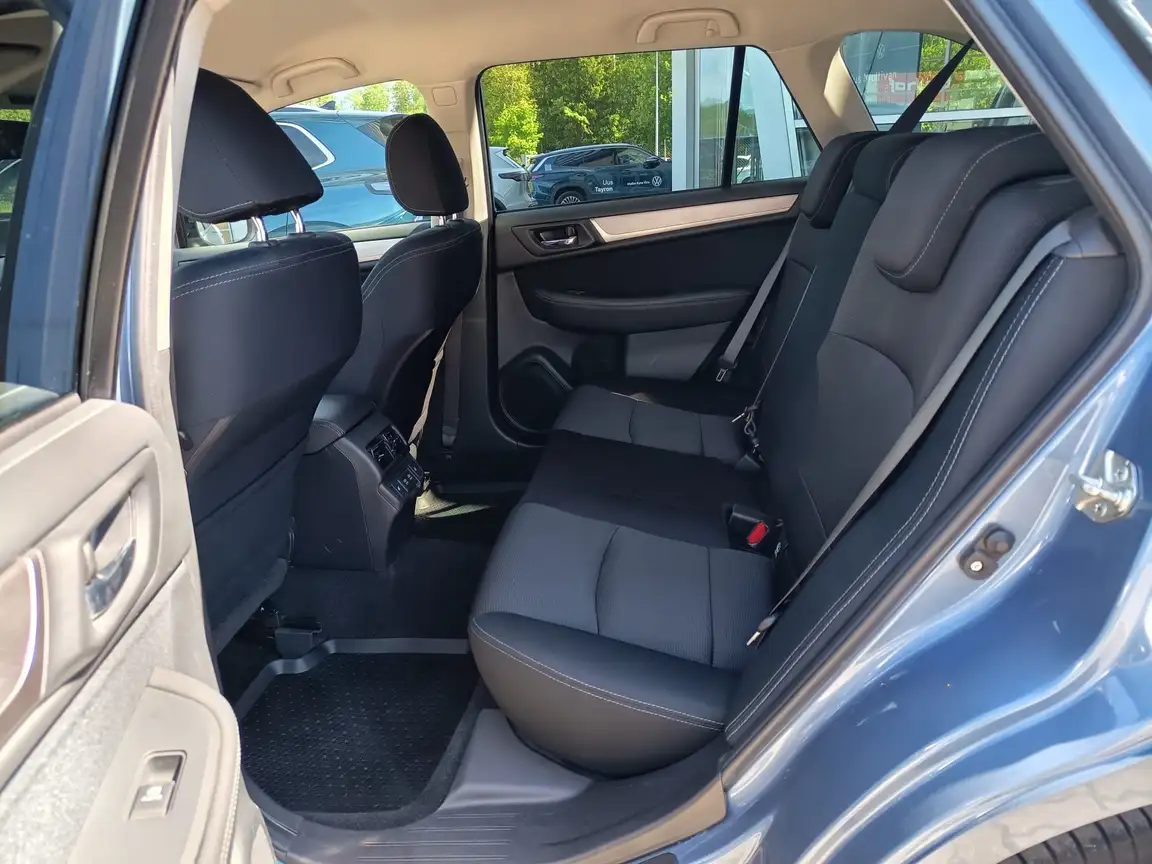 SUBARU OUTBACK