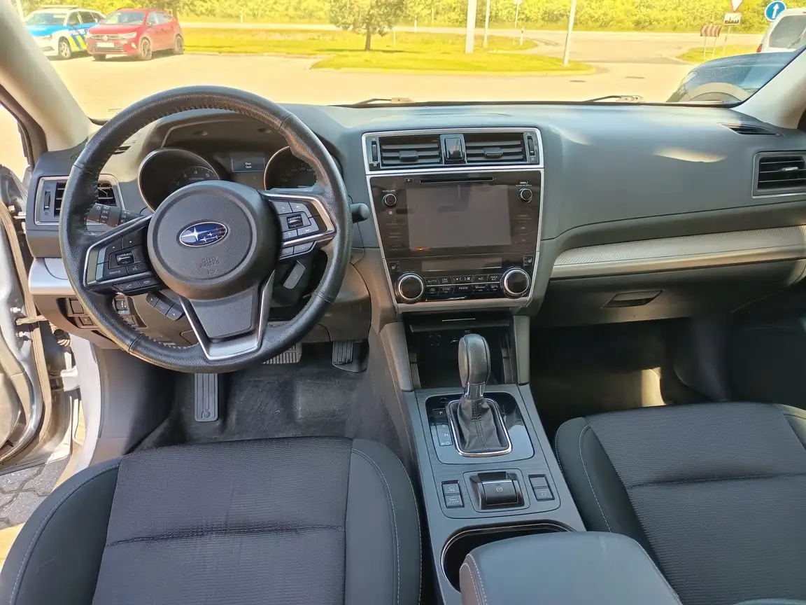 SUBARU OUTBACK