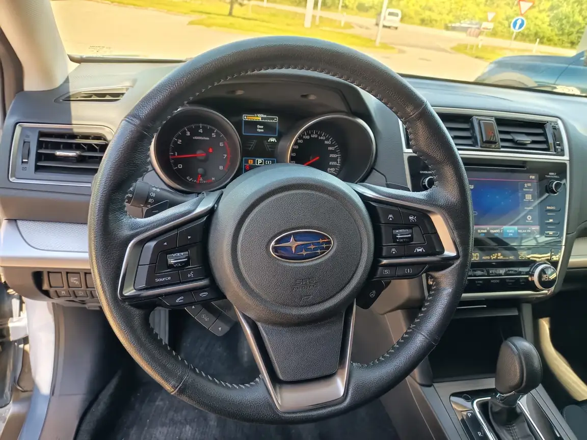 SUBARU OUTBACK