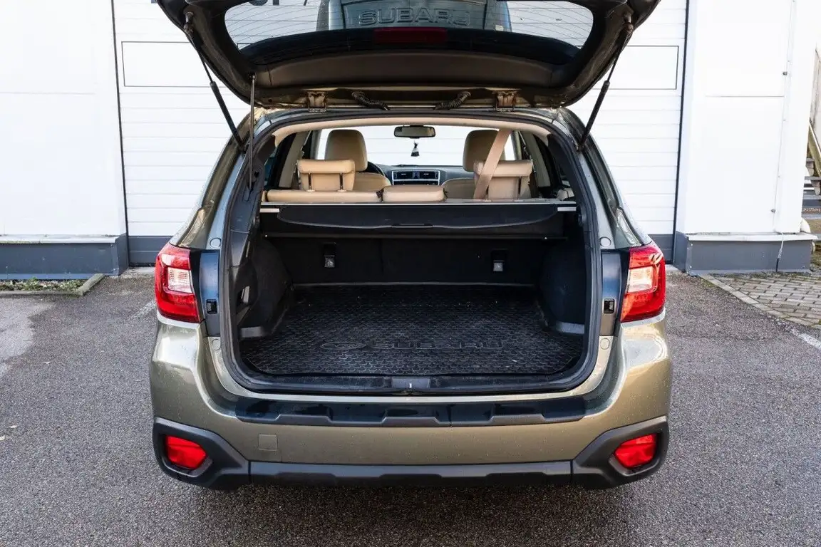 SUBARU OUTBACK