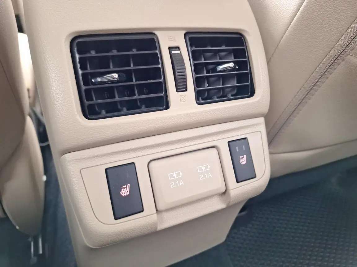 SUBARU OUTBACK