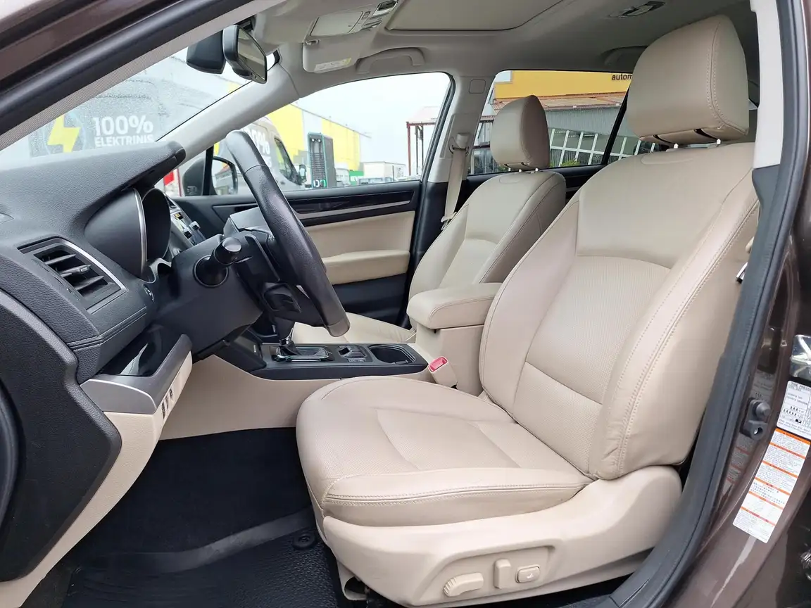 SUBARU OUTBACK