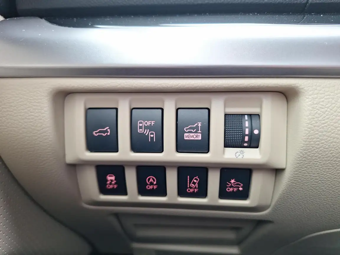 SUBARU OUTBACK