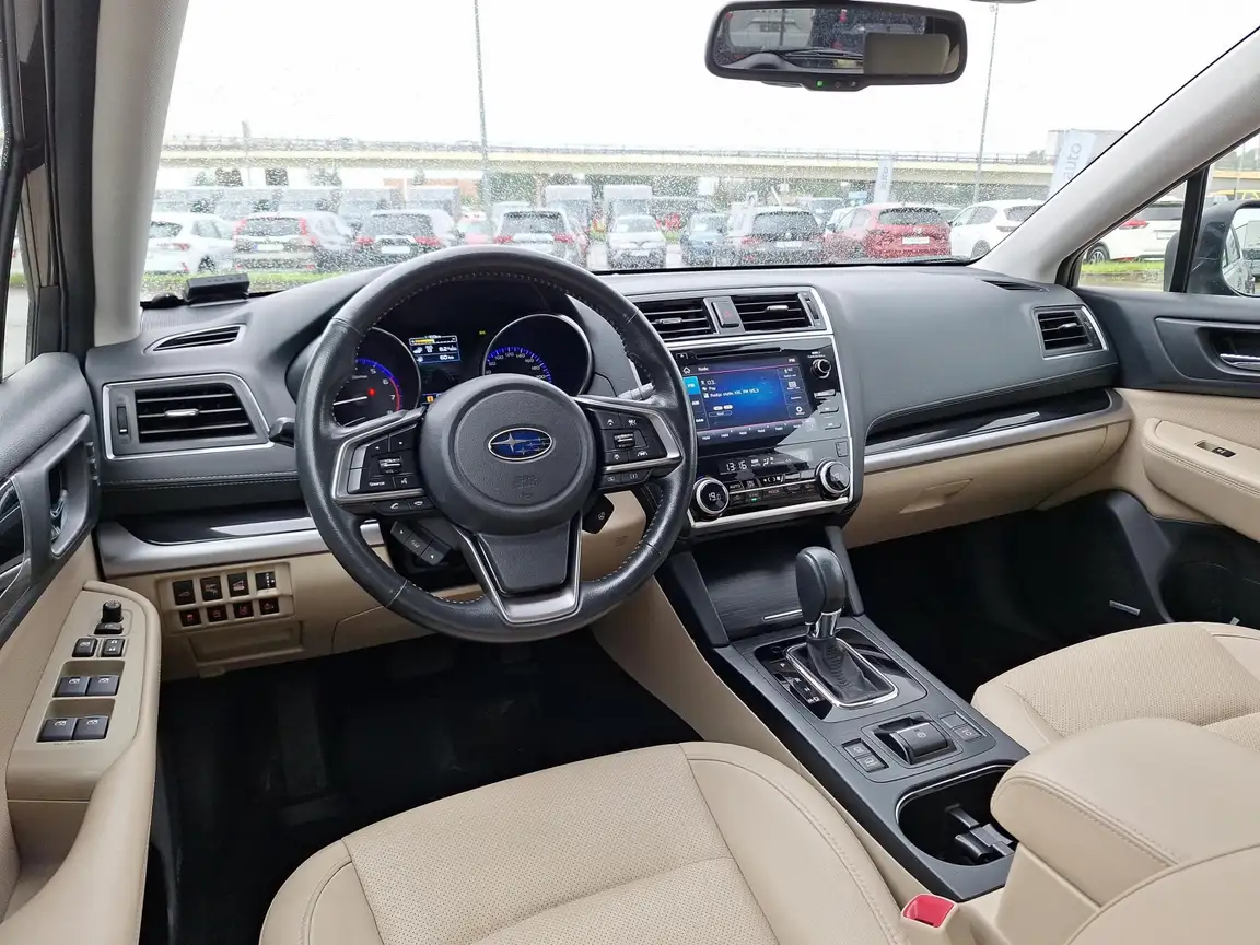 SUBARU OUTBACK