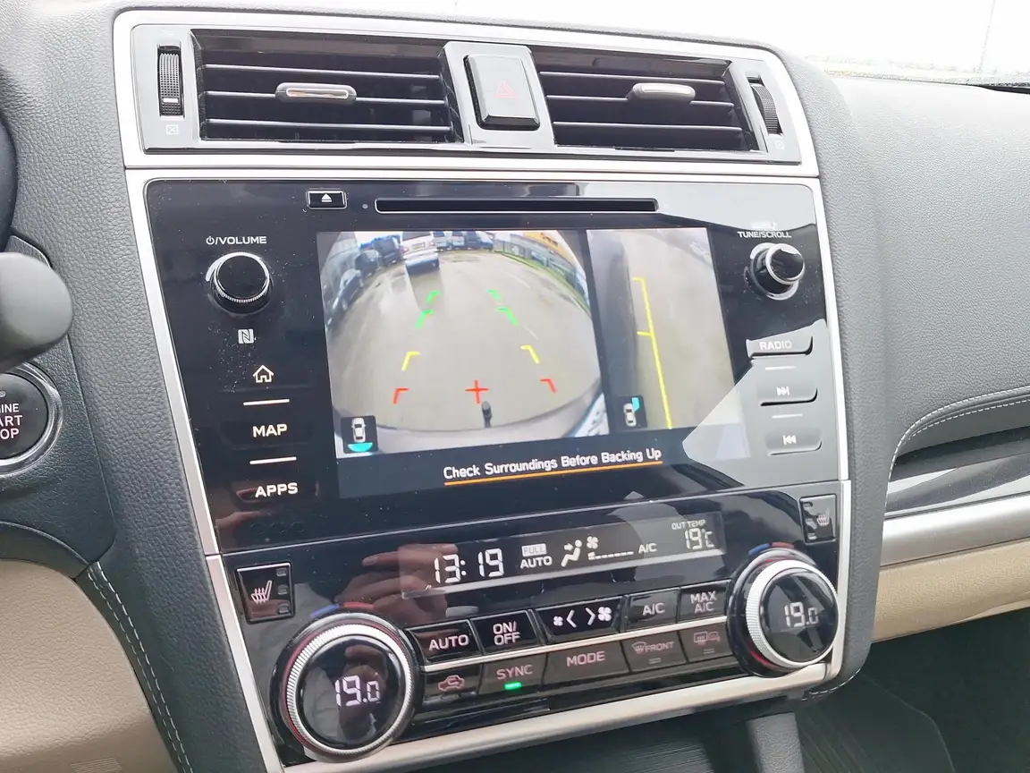 SUBARU OUTBACK