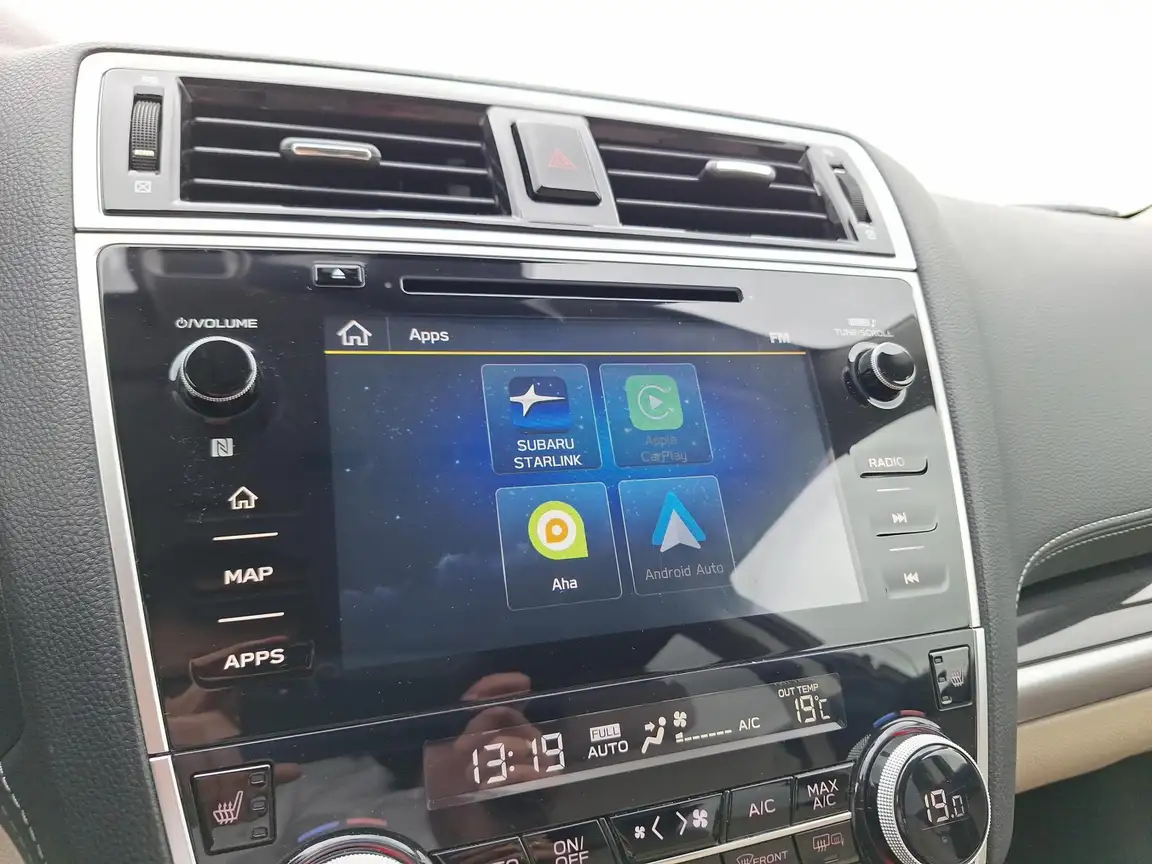 SUBARU OUTBACK