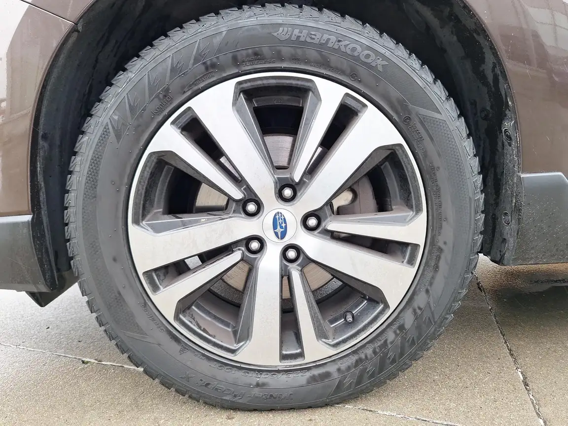 SUBARU OUTBACK