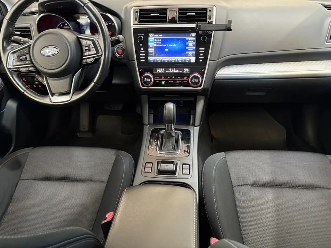 SUBARU OUTBACK
