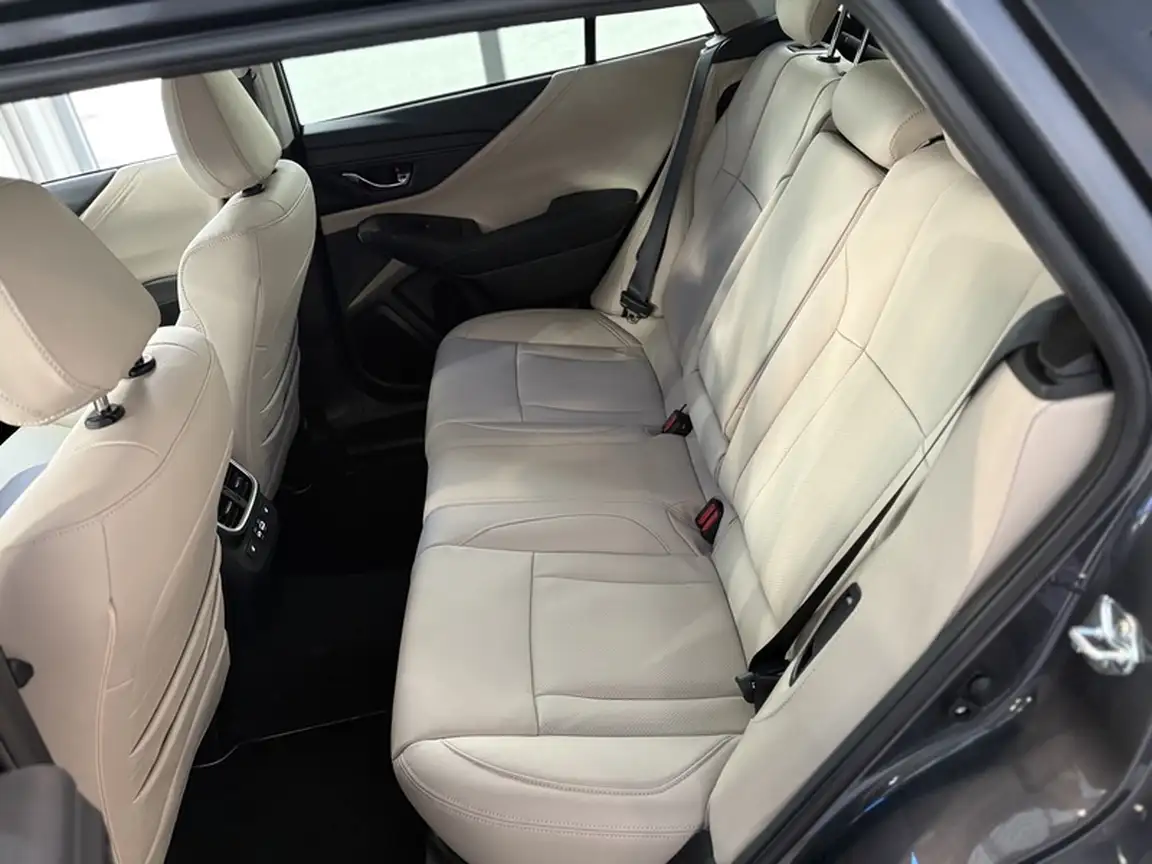 SUBARU OUTBACK