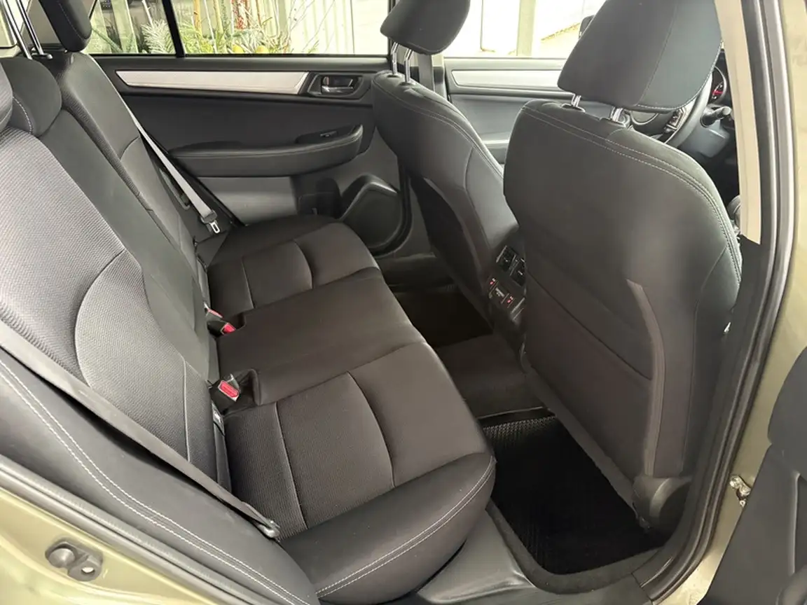 SUBARU OUTBACK