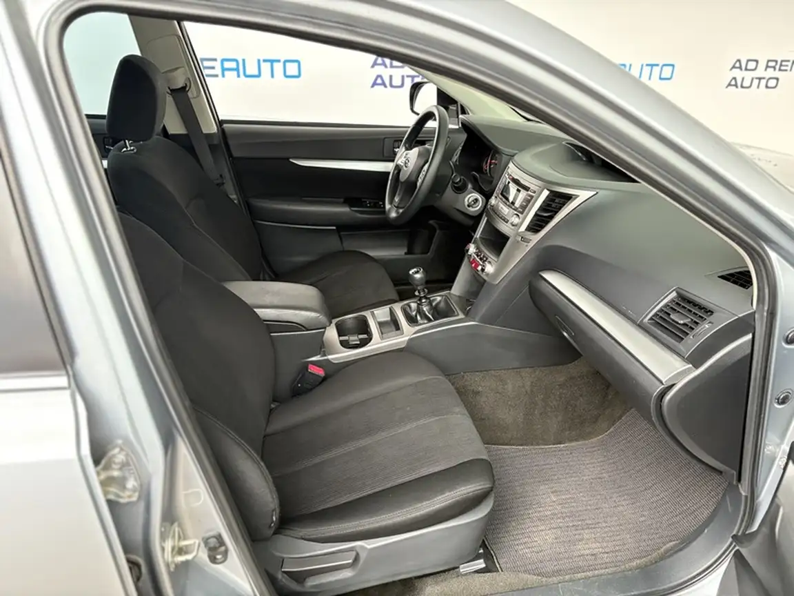 SUBARU OUTBACK