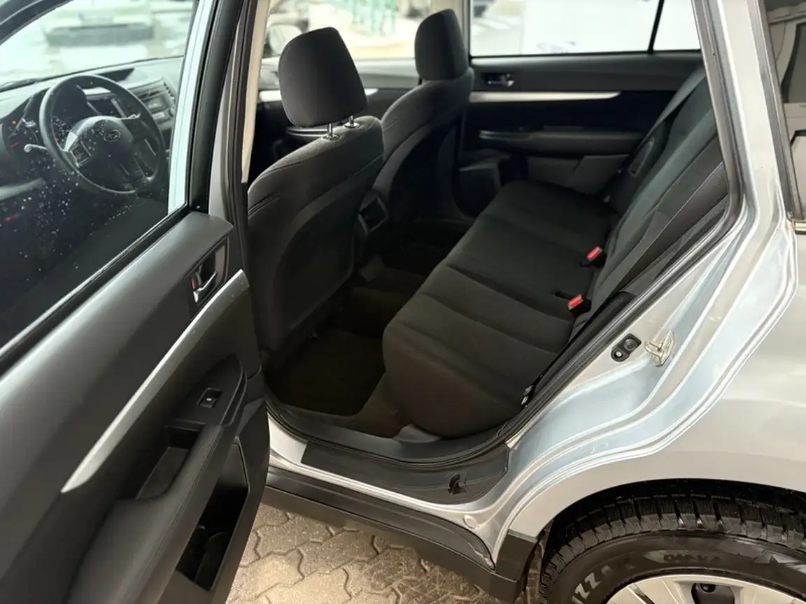SUBARU OUTBACK