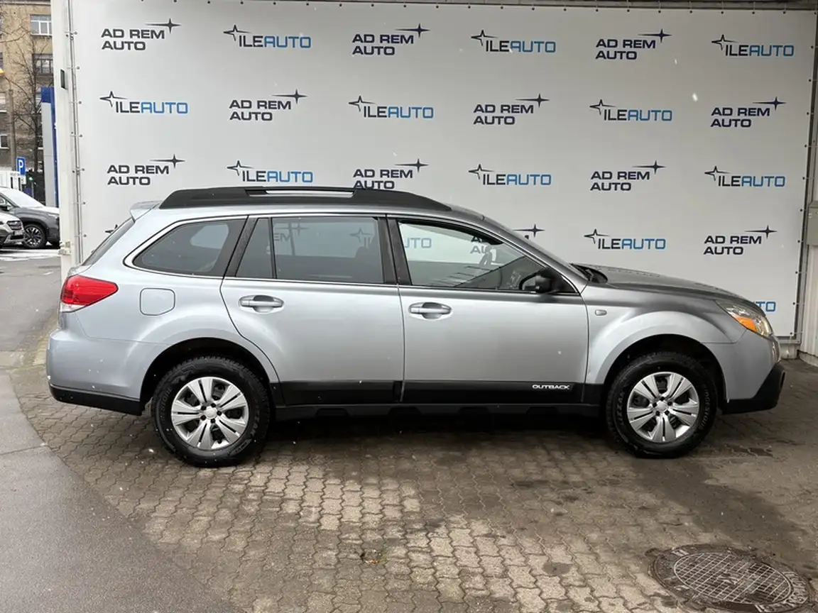 SUBARU OUTBACK