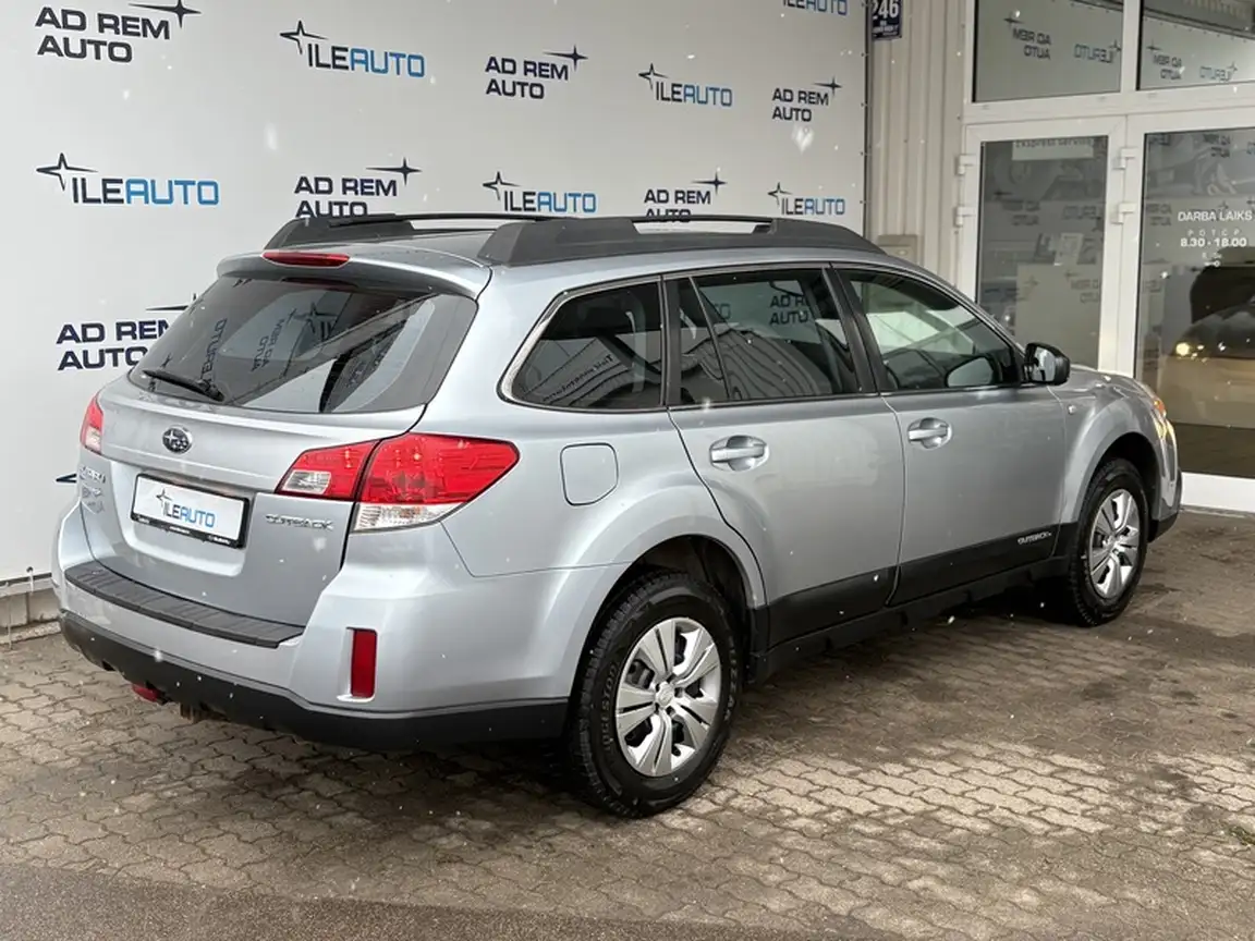 SUBARU OUTBACK