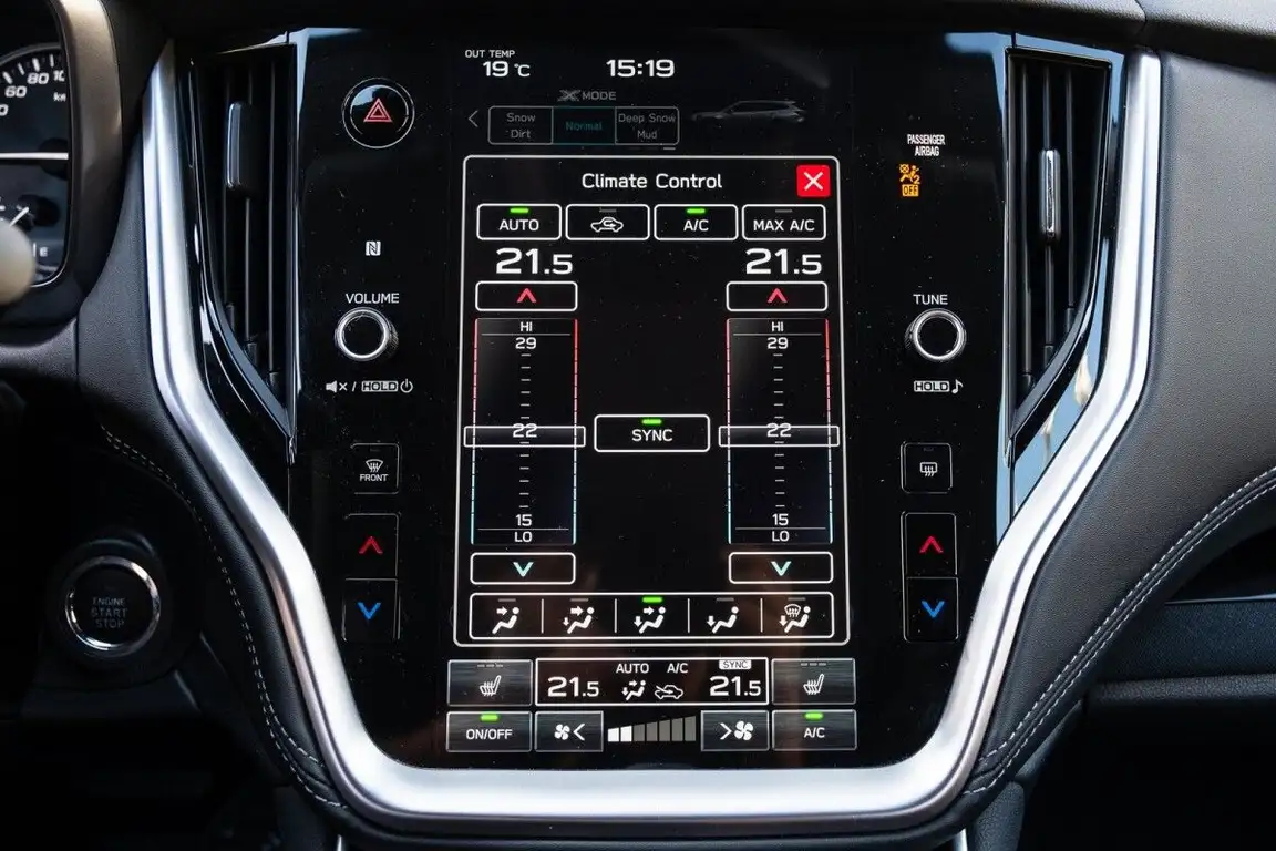 SUBARU OUTBACK