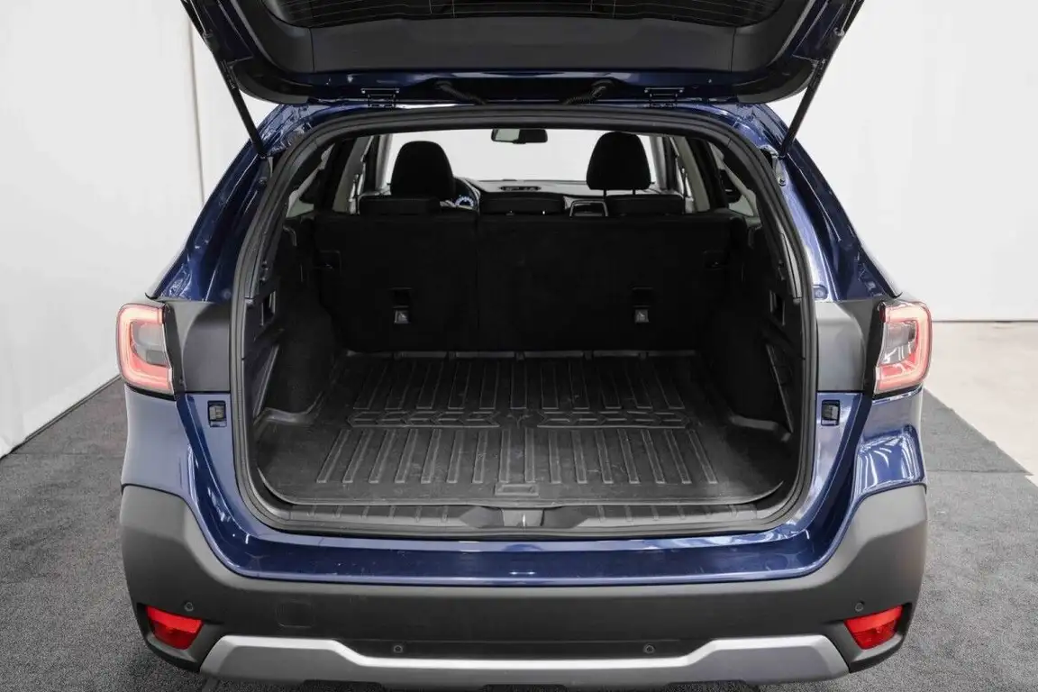 SUBARU OUTBACK