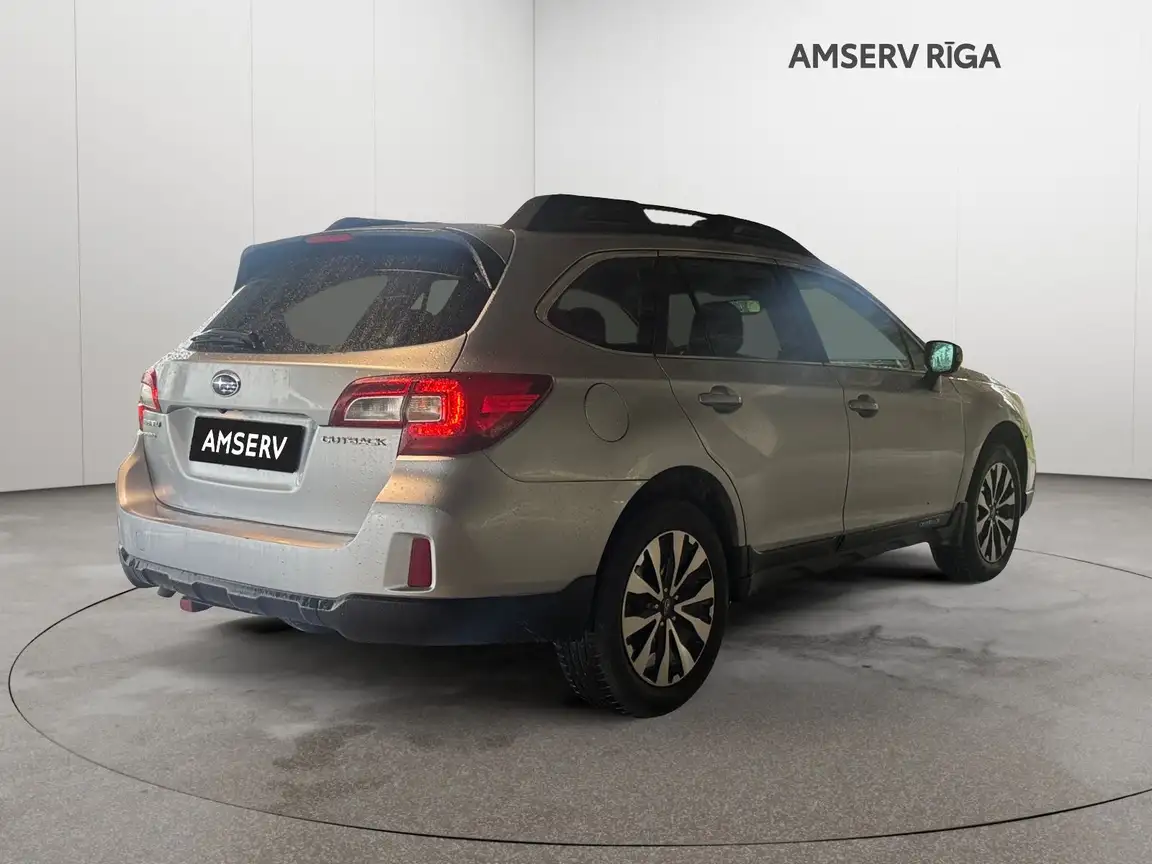 SUBARU OUTBACK