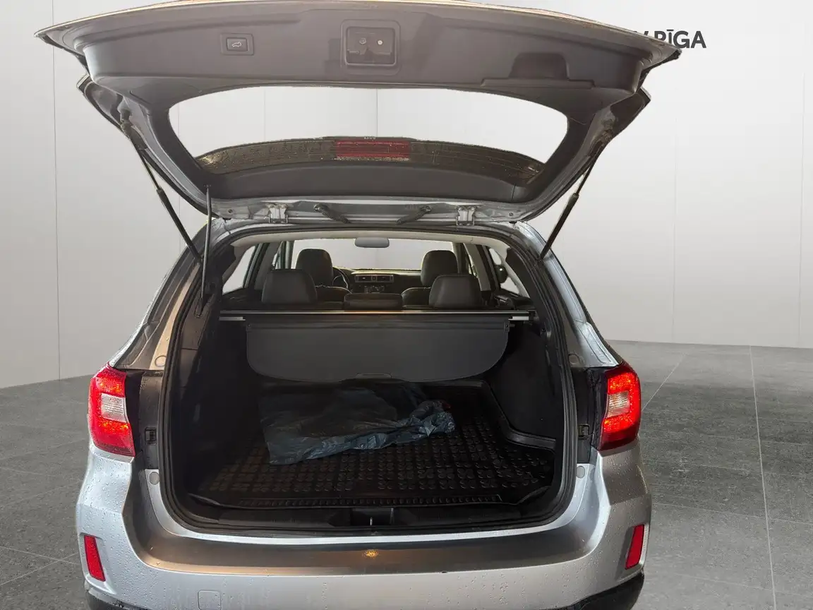 SUBARU OUTBACK