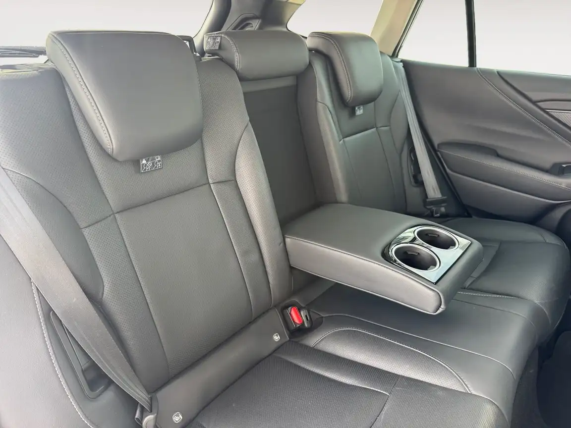 SUBARU OUTBACK