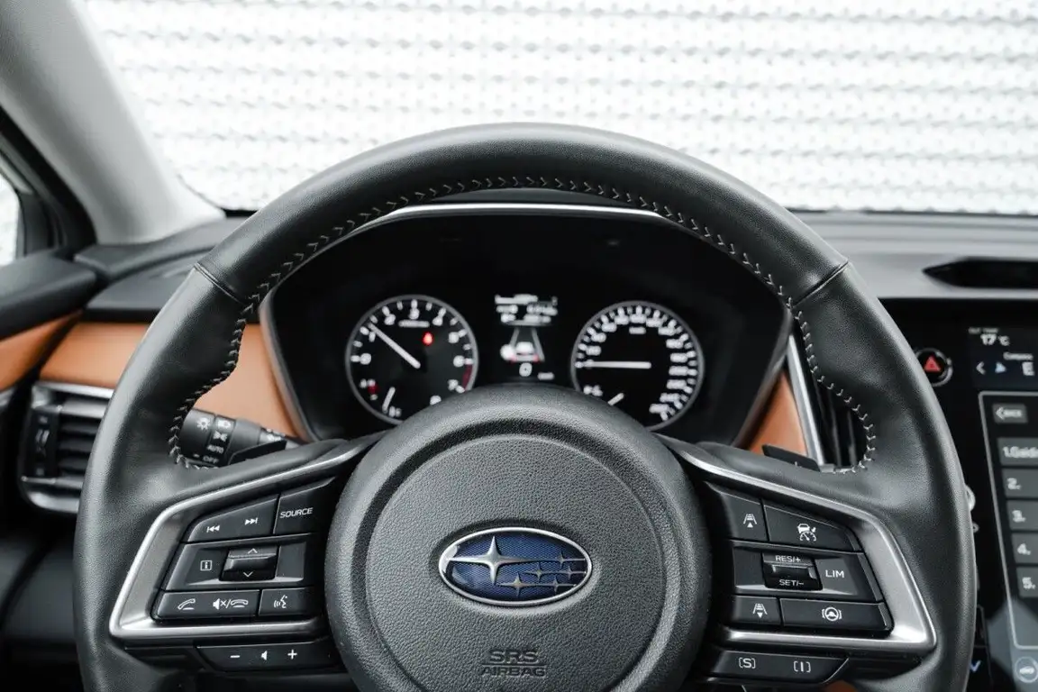 SUBARU OUTBACK