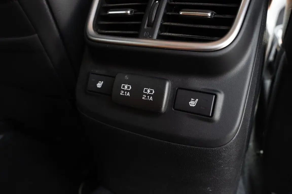 SUBARU OUTBACK