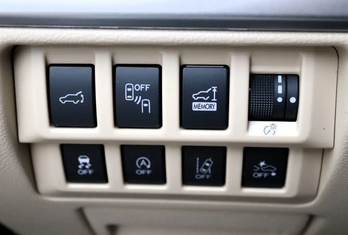 SUBARU OUTBACK