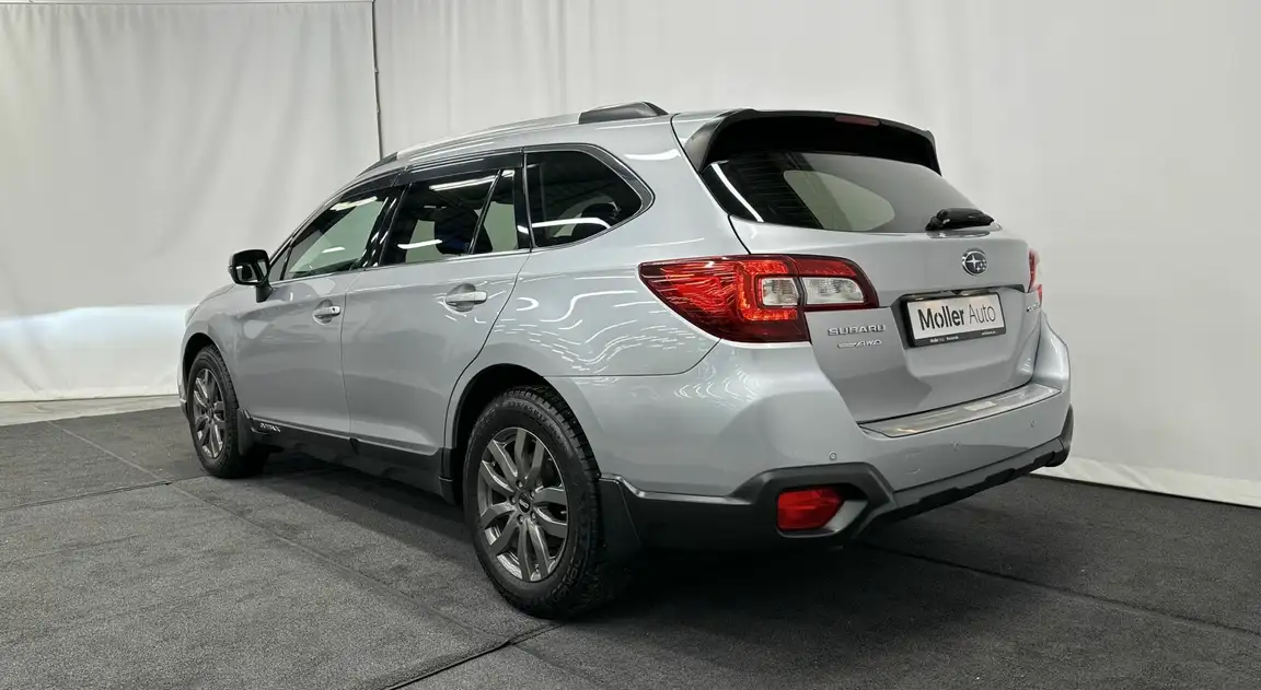 SUBARU OUTBACK