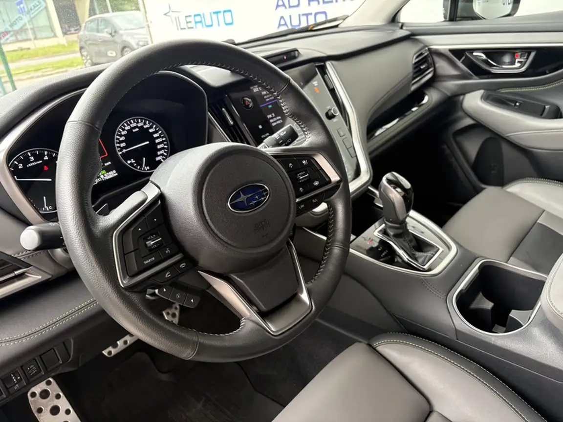 SUBARU OUTBACK