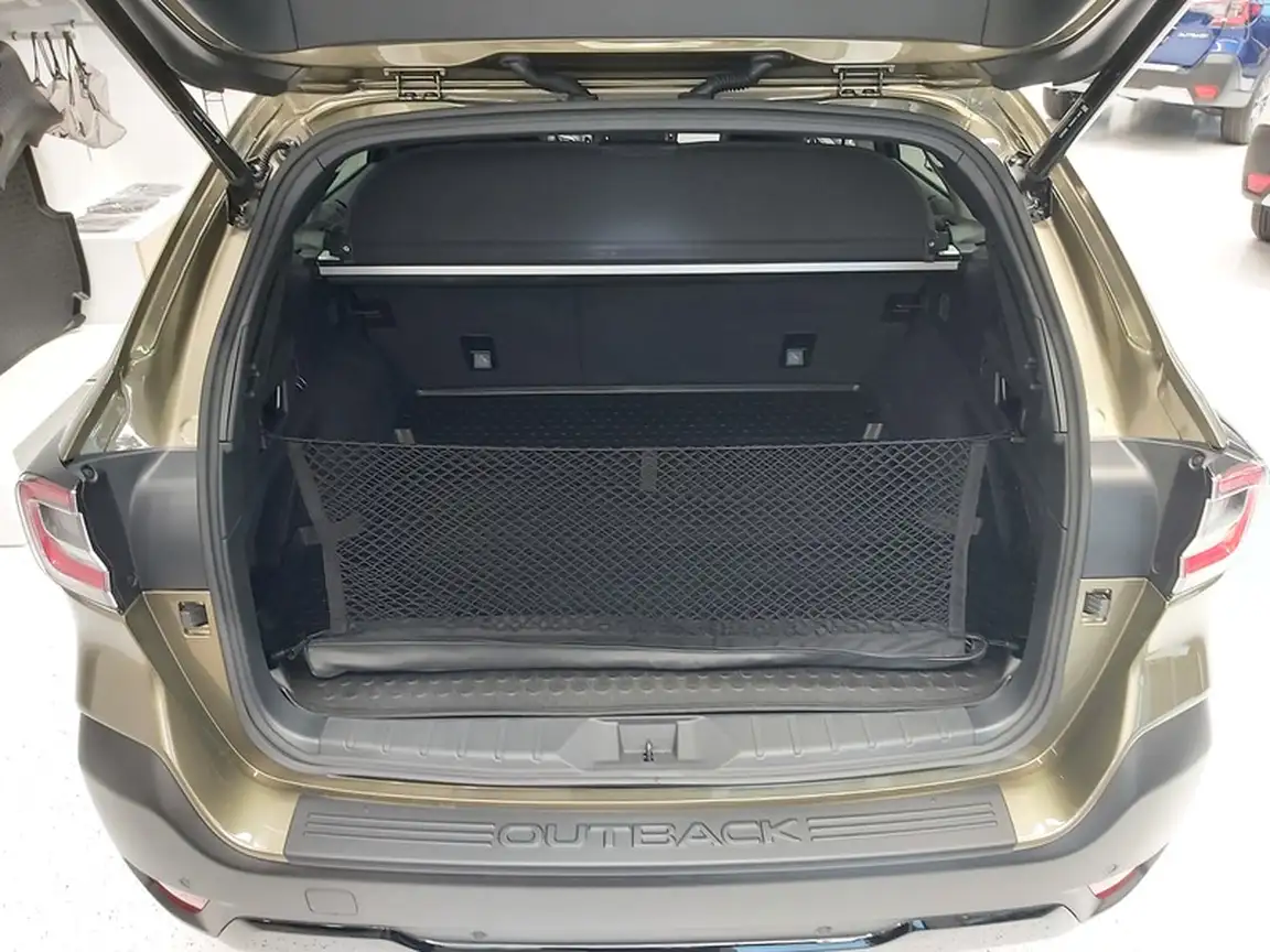 SUBARU OUTBACK