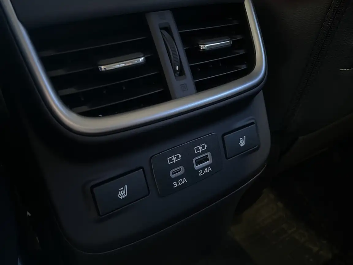 SUBARU OUTBACK