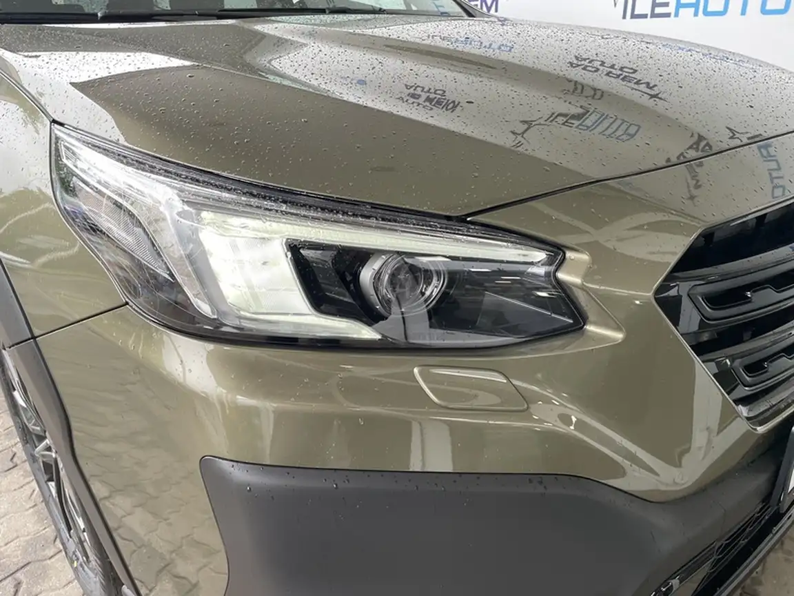 SUBARU OUTBACK