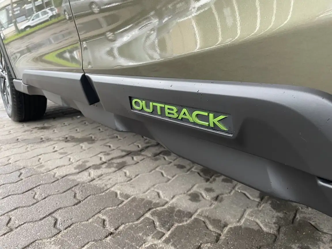 SUBARU OUTBACK