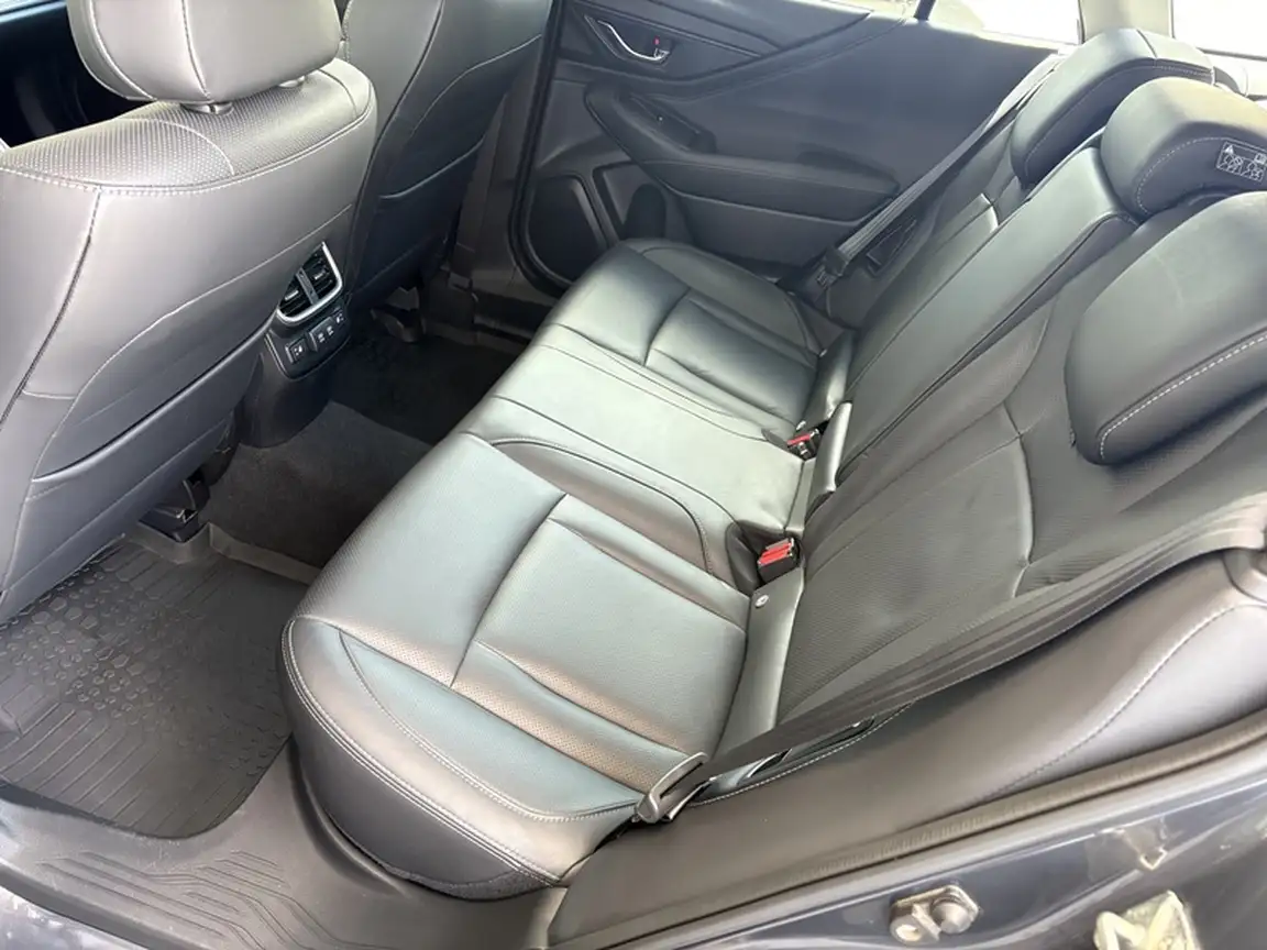 SUBARU OUTBACK
