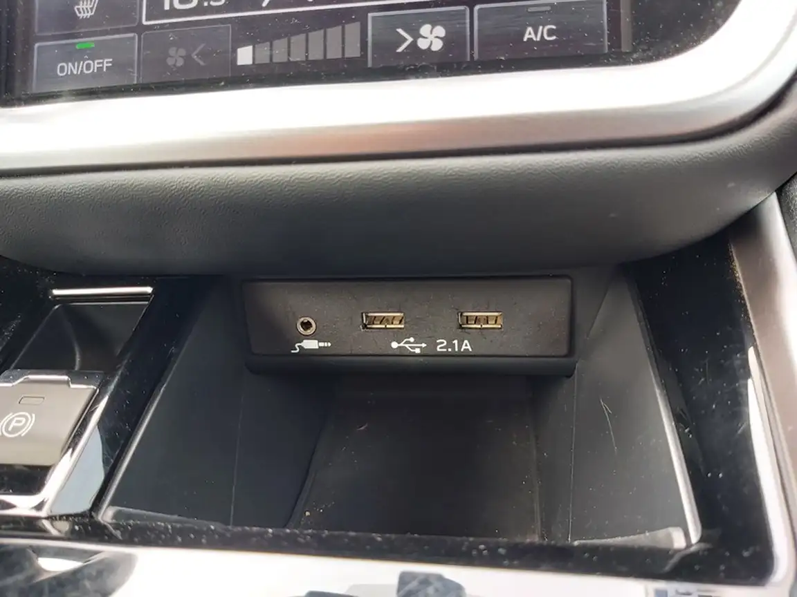 SUBARU OUTBACK