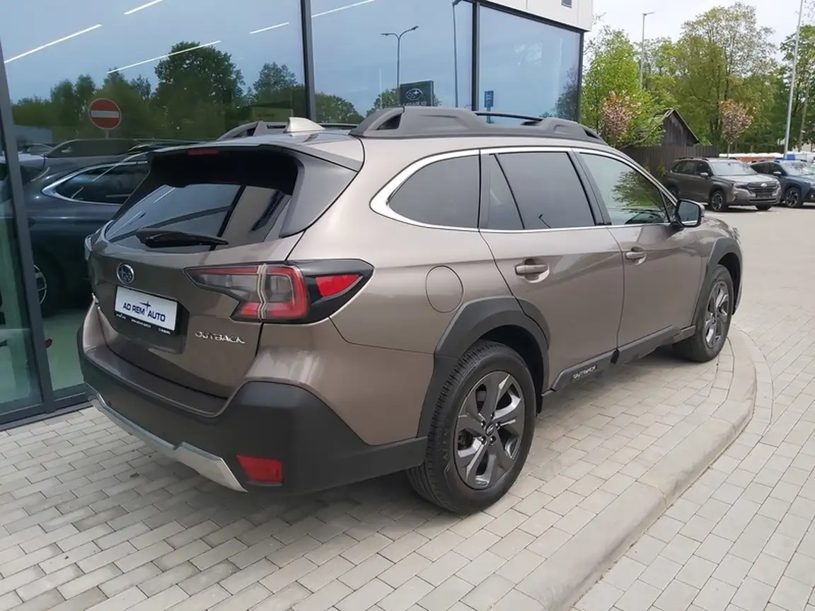 SUBARU OUTBACK