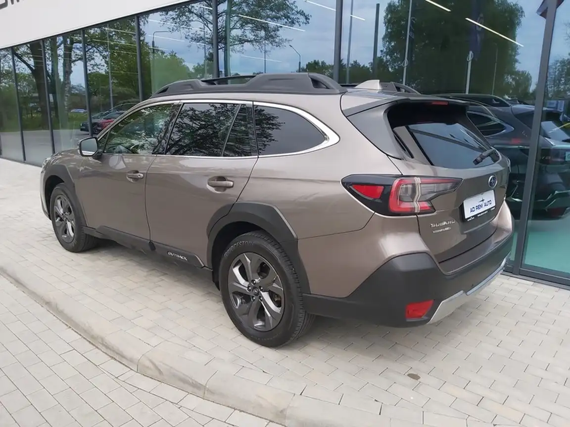 SUBARU OUTBACK