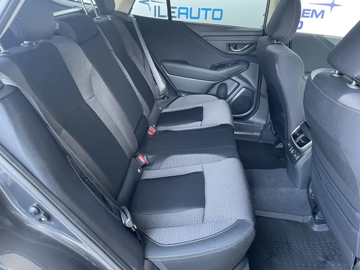 SUBARU OUTBACK