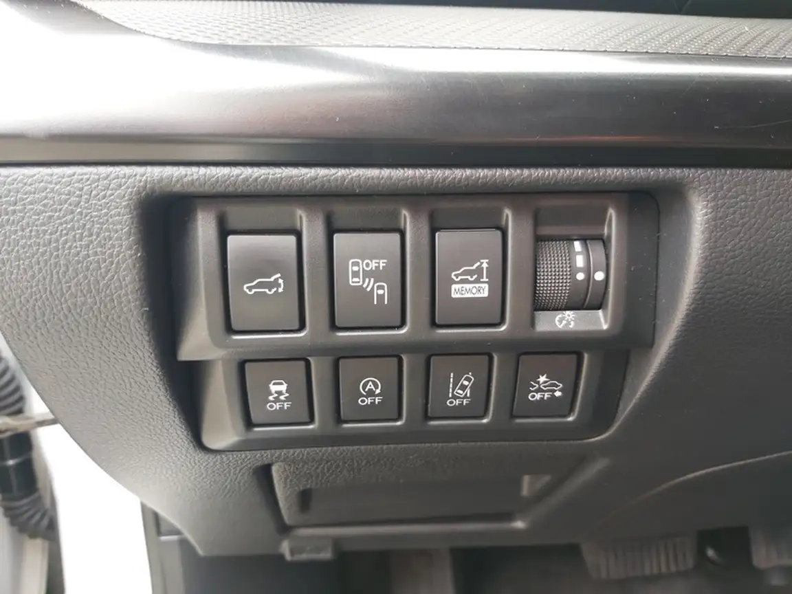 SUBARU OUTBACK
