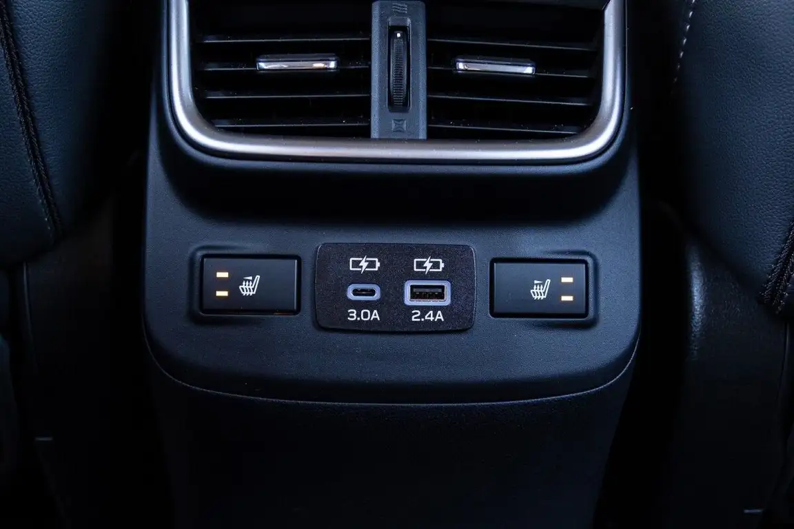 SUBARU OUTBACK